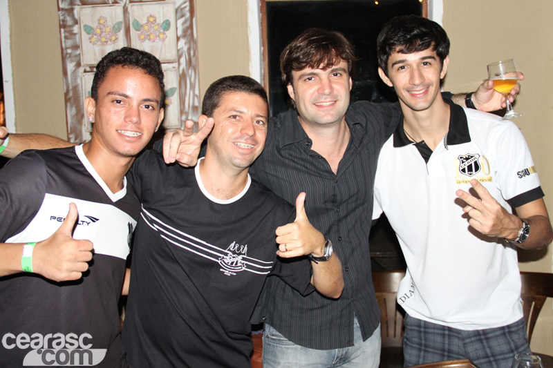 [13-05] Ceará 1 x 1 Fortaleza - Comemoração-05 - 17