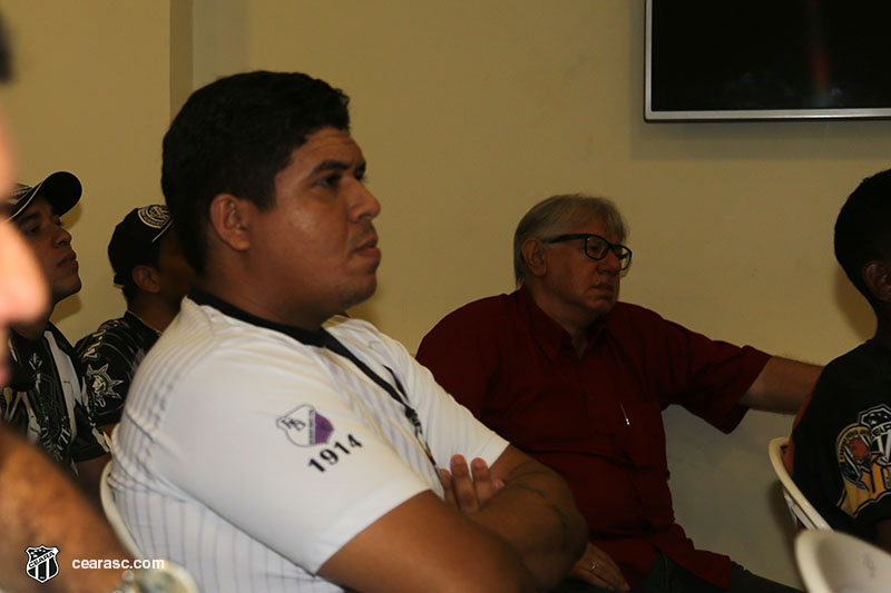 [15-03-2017] Reunião com grupo de torcedores - 2