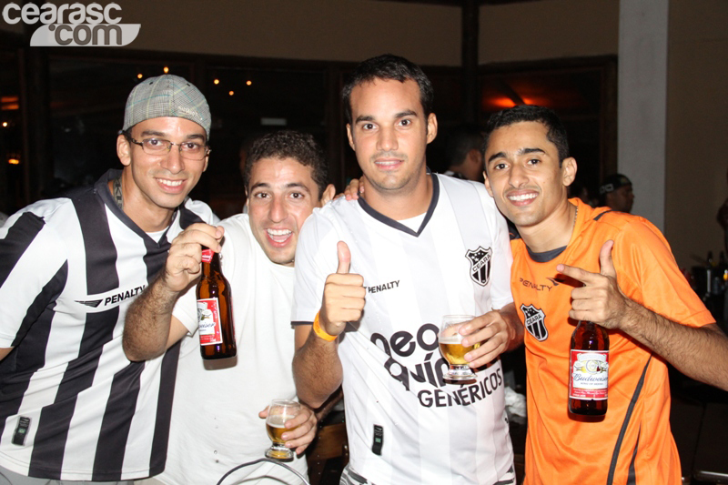 [13-05] Ceará 1 x 1 Fortaleza - Comemoração-05 - 26