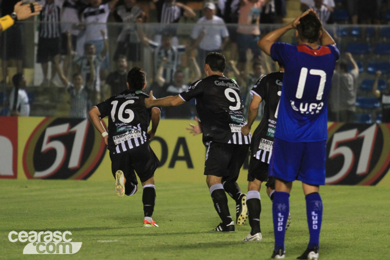 [07-09] Ceará 4 x 2 São Caetano - 02 - 13