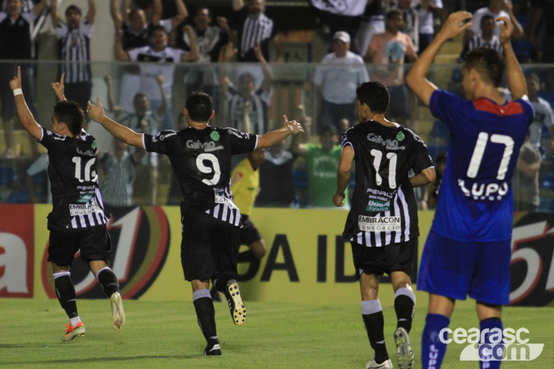 [07-09] Ceará 4 x 2 São Caetano - 02 - 14