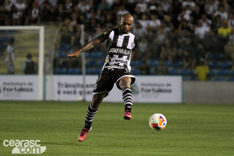 [15-01] Ceará 3 x 0 Itapipoca - 50