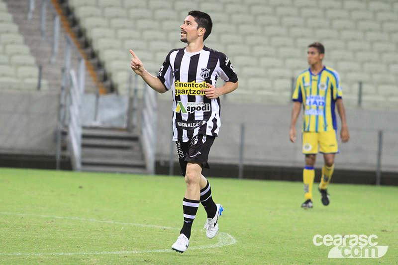 [17-03] Ceará 5 x 1 Horizonte - 02 - 11