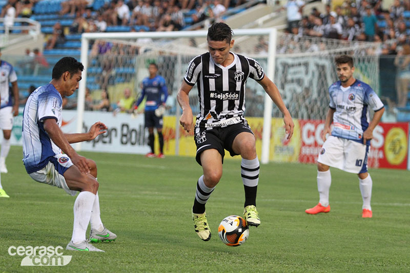 [06-02] Ceará 2 x 0 Tiradentes - 38