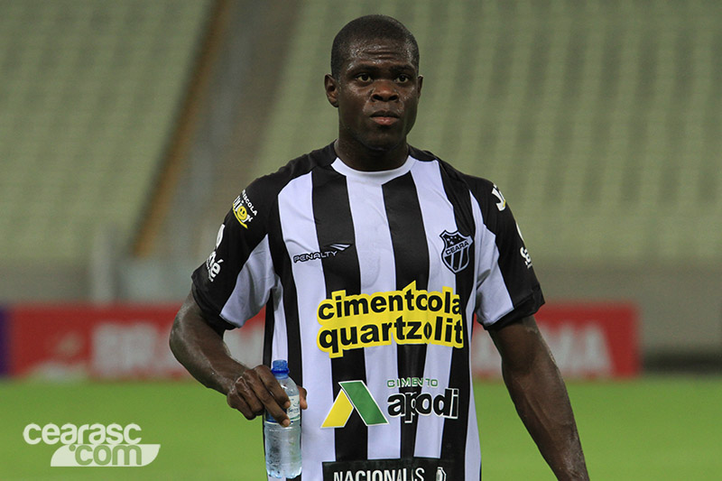 [02-02] Ceará 2 x 0 Treze - 02 - 37