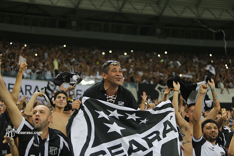 [08-04-2018] Fortaleza 1 x 2 Ceara - Torcida - Lucas - 42