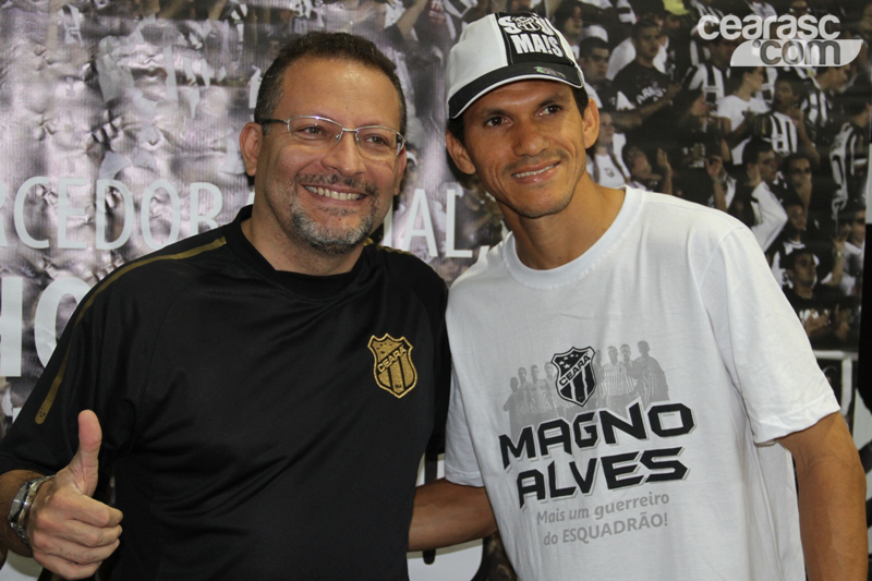 [15-09] Magno Alves recebe torcedores na Loja Oficial5 - 32