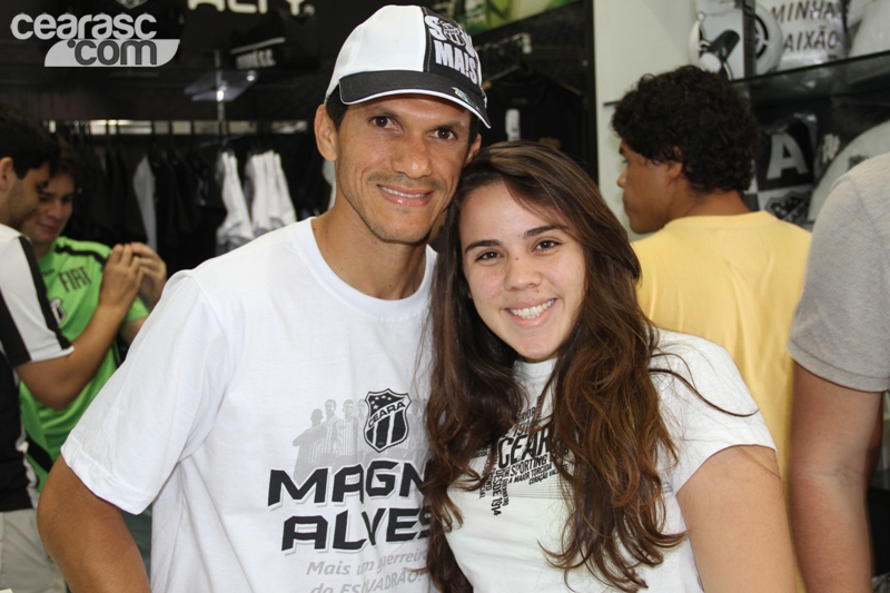 [15-09] Magno Alves recebe torcedores na Loja Oficial2 - 34