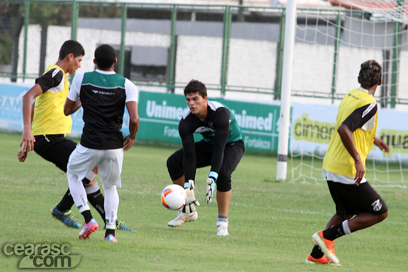 [20-03] Treino técnico + tático - 25