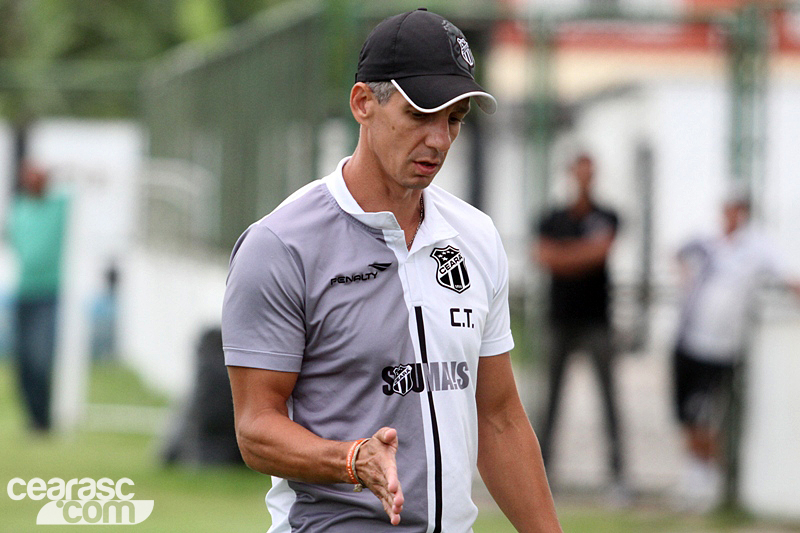 [09-06] Reapresentação + treino técnico - 14