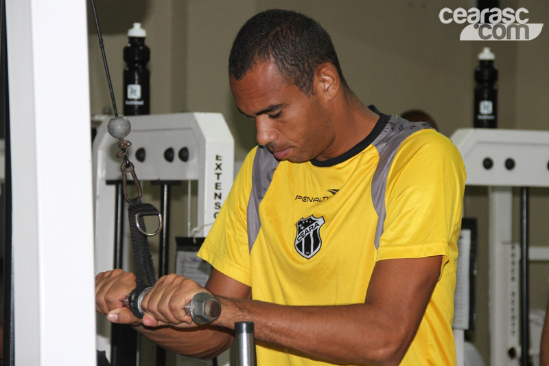 [22-06] Treino físico - Academia - 8