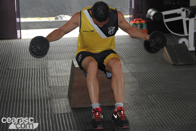 [11-07] Treino físico + tático - 6