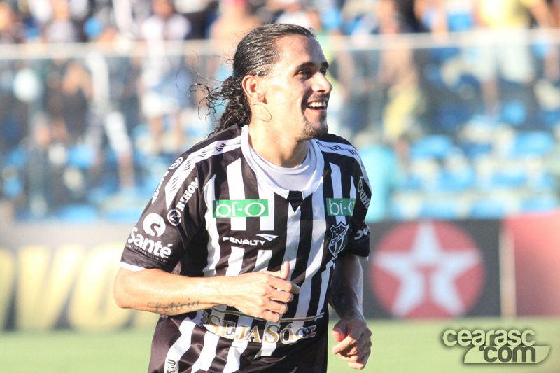 [12-05] Ceará 3 x 1 Fortaleza3 - 12