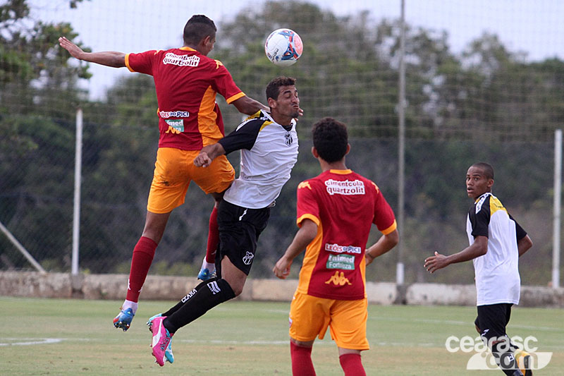 [06-12] Ceará 1 x 0 Fortaleza - Amistoso - 19