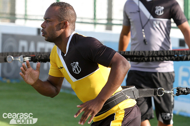 [19-01] Reapresentação + Treino físico e técnico - 13