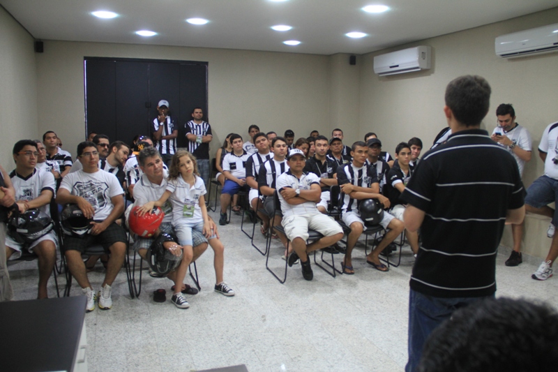 [15-02] Por Dentro do Vozão -  2014 - Edição I - 01 - 33