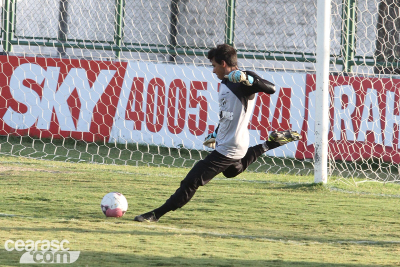 [17-10] Treino coletivo para não relacionados  + Sub-20 - 4