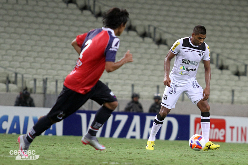 [23-08] Ceará 4 x 3 Paraná - 02 - 11