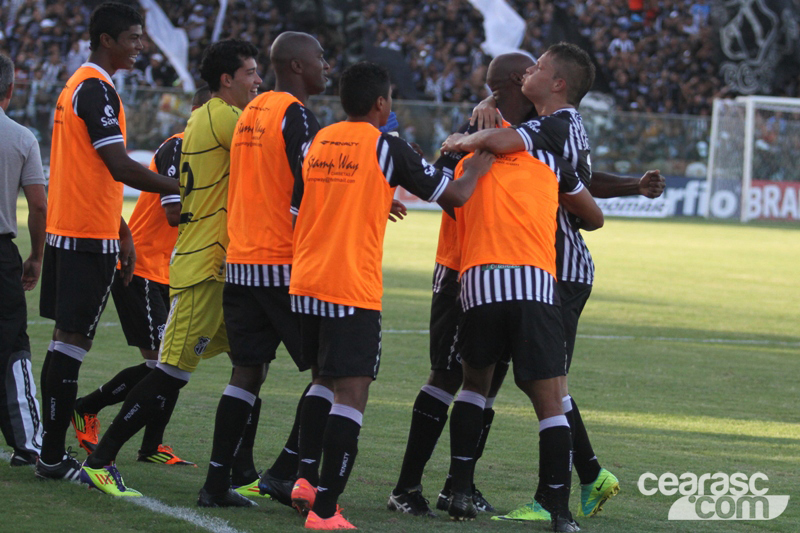 [23-06] Ceará x Atlético-PR2 - 11