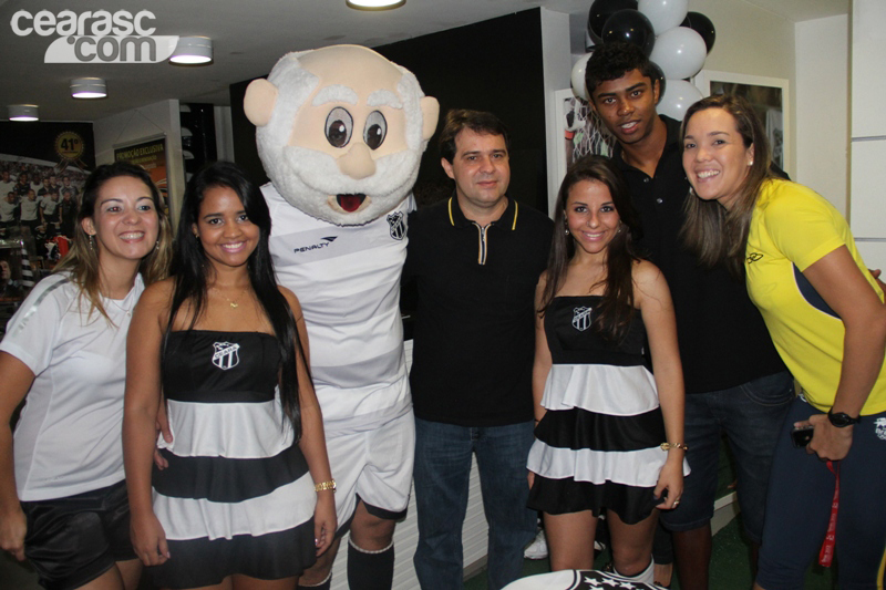 [28-07] Lançamento 8ª Edição da Revista 19142 - 19