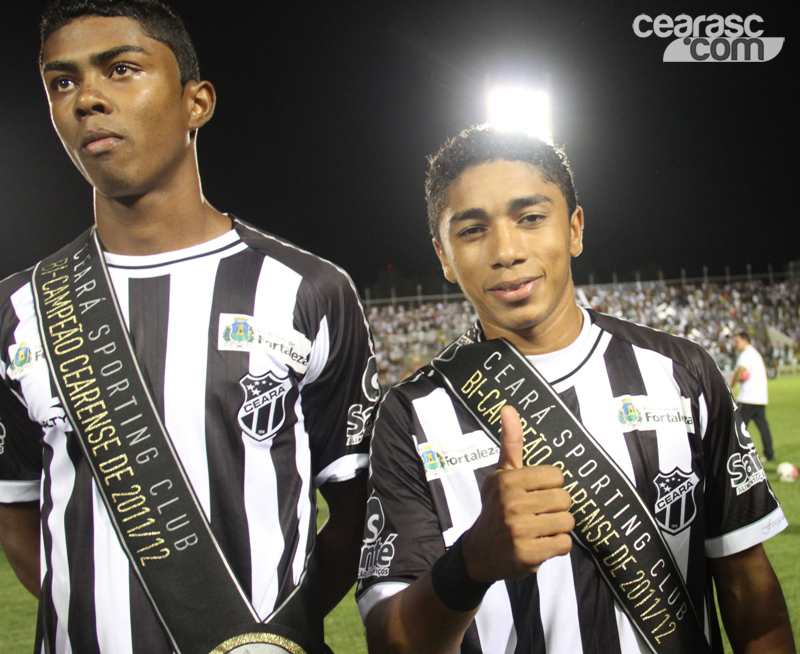 [18-05] Entrega do Troféu e Faixas - 9