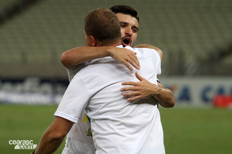 [23-08] Ceará 4 x 3 Paraná - 02 - 22