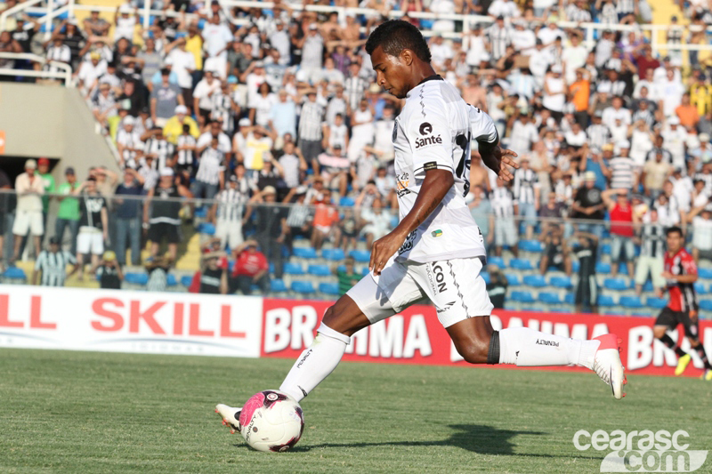 [15-09] Ceará 4 x 3 Joinville-01 - 16