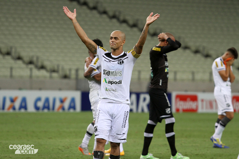 [23-08] Ceará 4 x 3 Paraná - 02 - 25