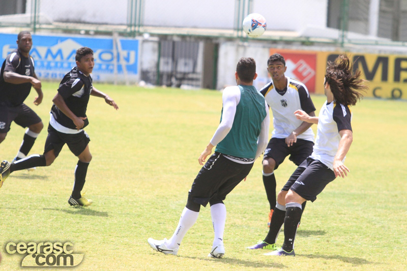 [25-10] Treino técnico + finalização - 7