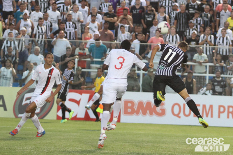 [23-06] Ceará x Atlético-PR3 - 3