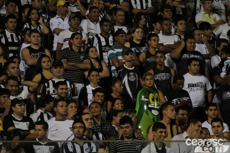 [18-05] Ceará 1 x 2 América-MG - Torcida - 4