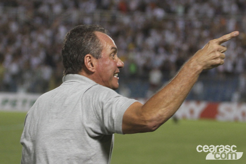 [23-06] Ceará x Atlético-PR3 - 12