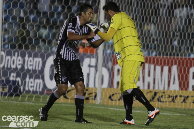 [23-06] Ceará x Atlético-PR3 - 15