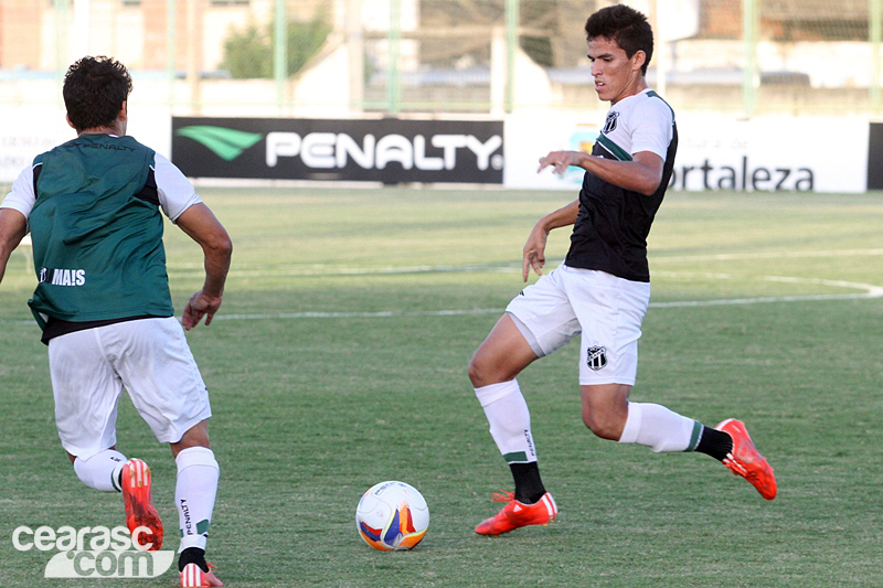 [16-06] Treino de passes e finalizações - 16