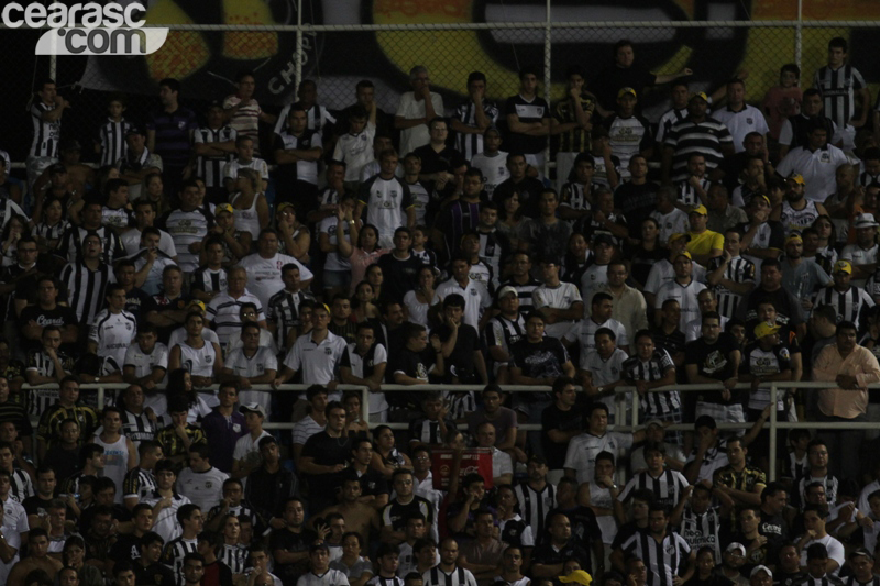 [18-05] Ceará 1 x 2 América-MG - Torcida - 17