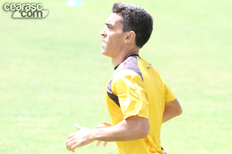 [18-09] Treino físico-técnico - 16