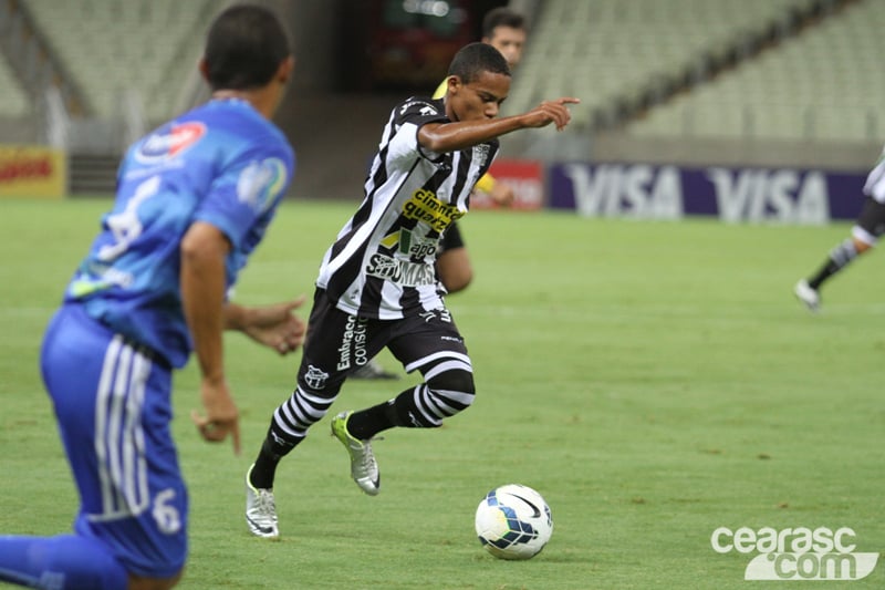 [07-05] Ceará 4 x 1 Parnahyba - 13