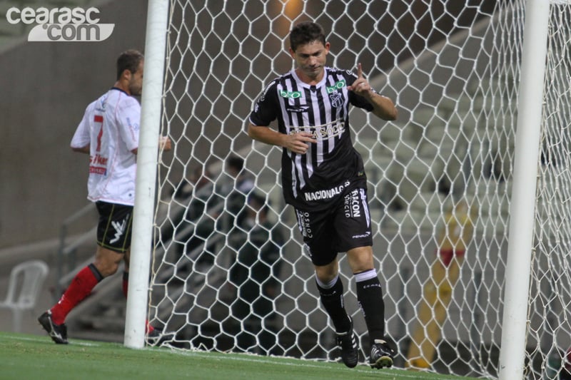 [18-04] Ceará 4 x 1 Guarani (J) - 13