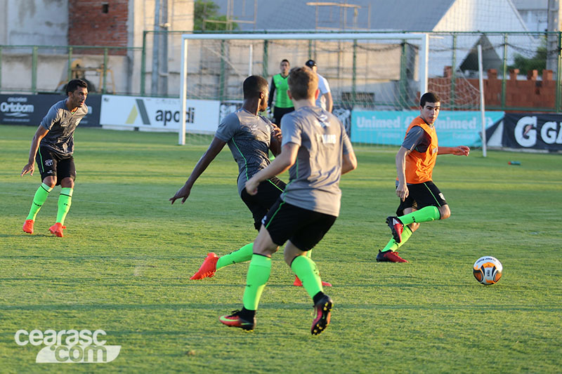 [09-01-2017] Treino Técnico + Tático - Tarde - 28