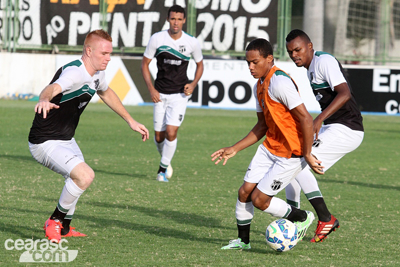 [30-03] Reapresentação geral + treino tático - 12