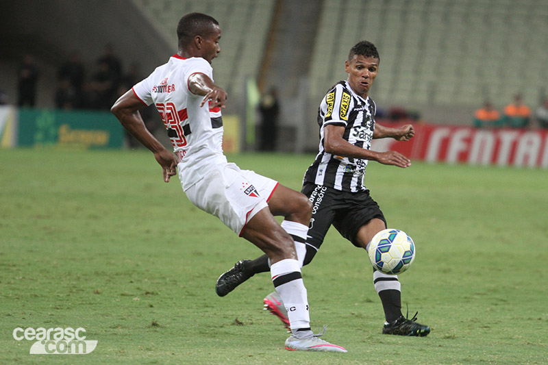 [26-08] Ceará 0 x 3 São Paulo - 21