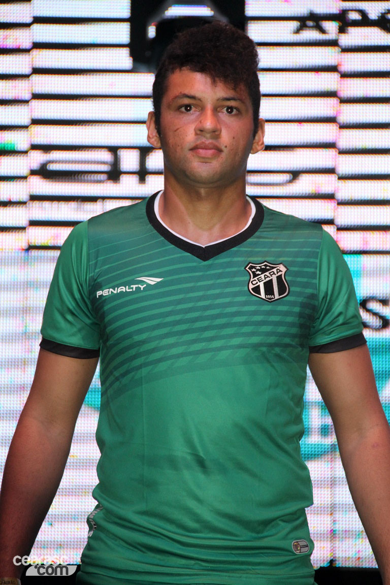 [26-02] Lançamento dos uniformes 2015 - Desfile - 14