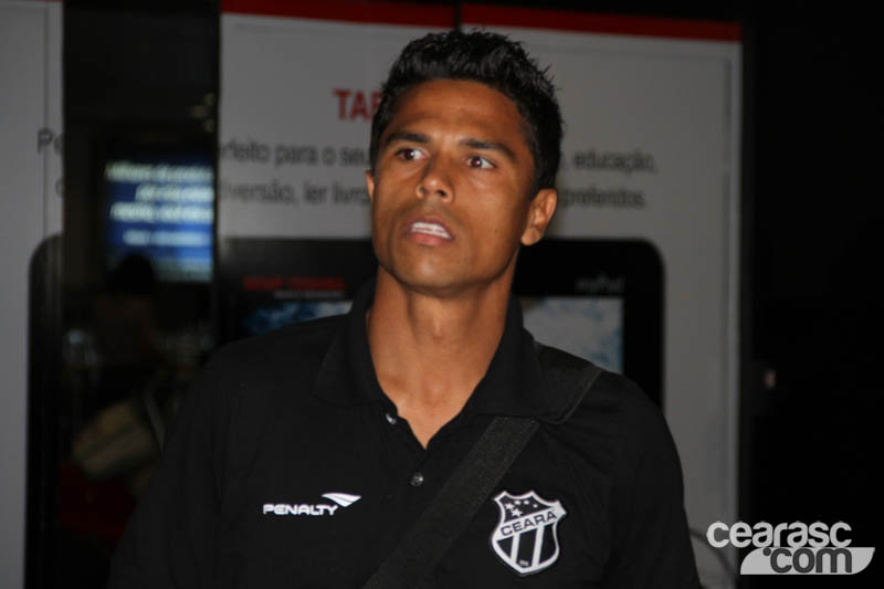 [27-06] Delegação alvinegra retorna à capital cearense - 6