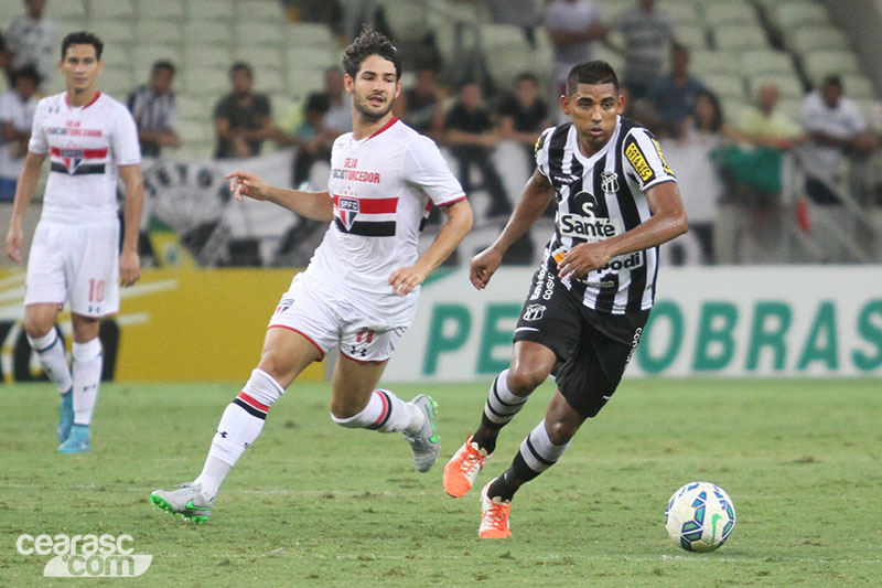 [26-08] Ceará 0 x 3 São Paulo - 28