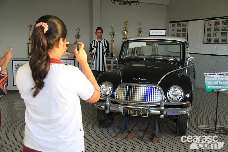 [05-11] Alunos do Colégio Silvia Helena visitam a sede do Vozão - 01 - 20