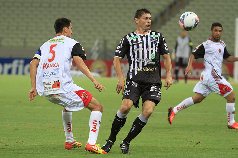 [17-09] Ceará 1 X 0 Oeste - 13