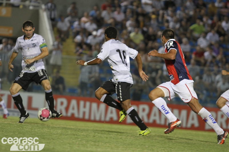 [23-10] Ceará x Paraná 02 - 14