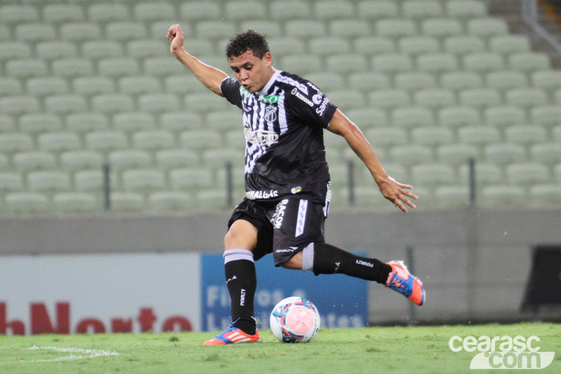 [18-04] Ceará 4 x 1 Guarani (J) - 44