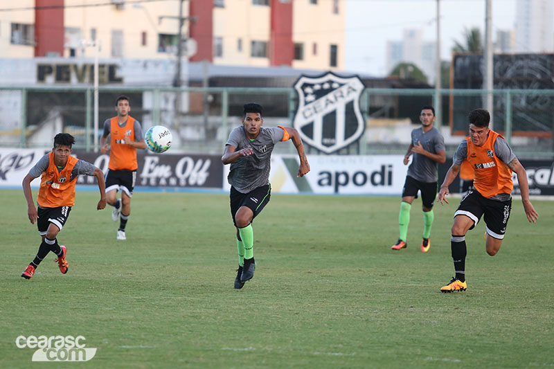 [14-11-2016] Sub-20 se prepara para a Copa do Nordeste - 16