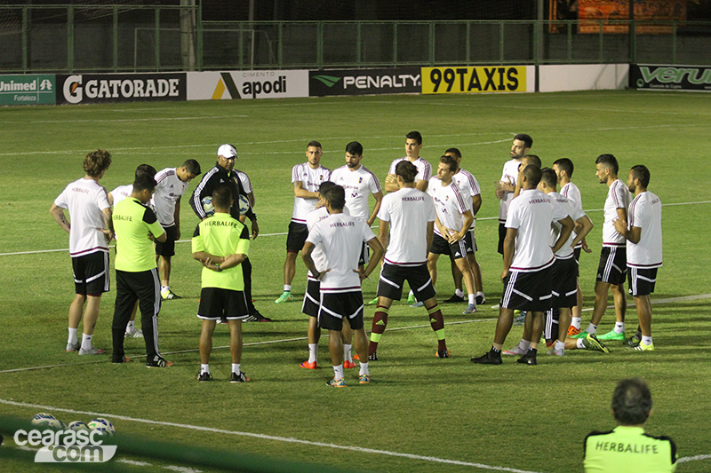 [10-10] Seleção Venezuelana treina em Porangabuçu - 13